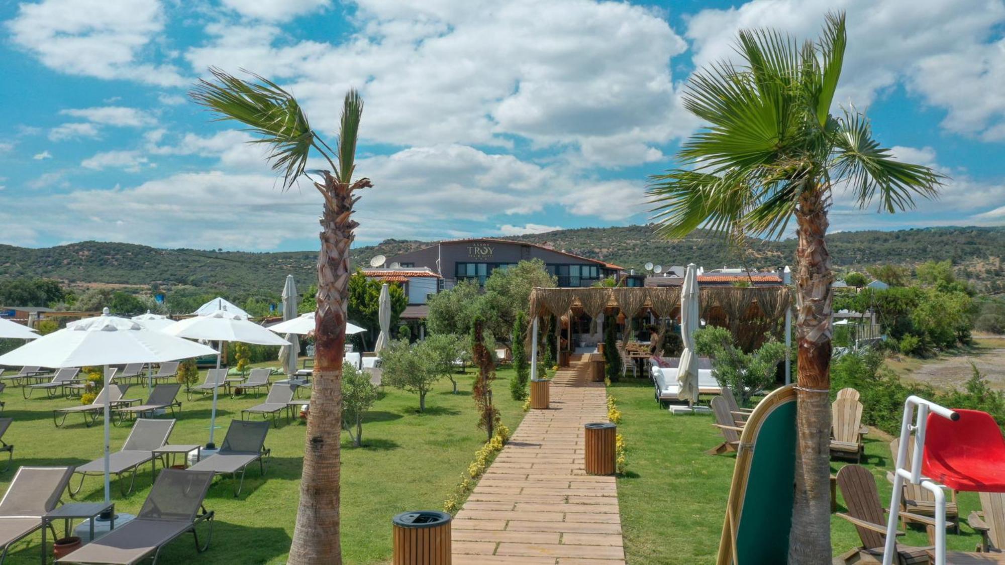 Assos Troy Beach Hotel Exterior photo