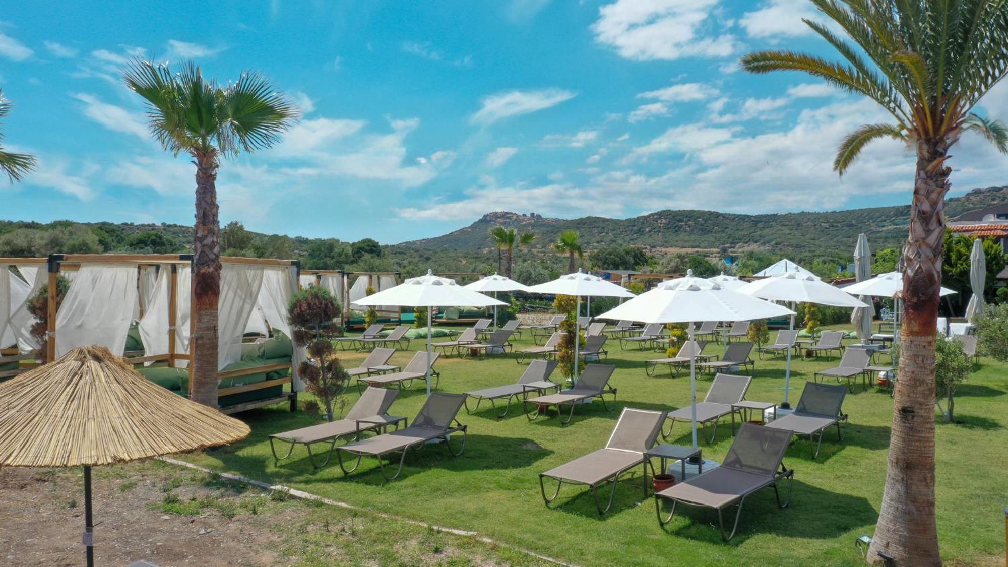 Assos Troy Beach Hotel Exterior photo